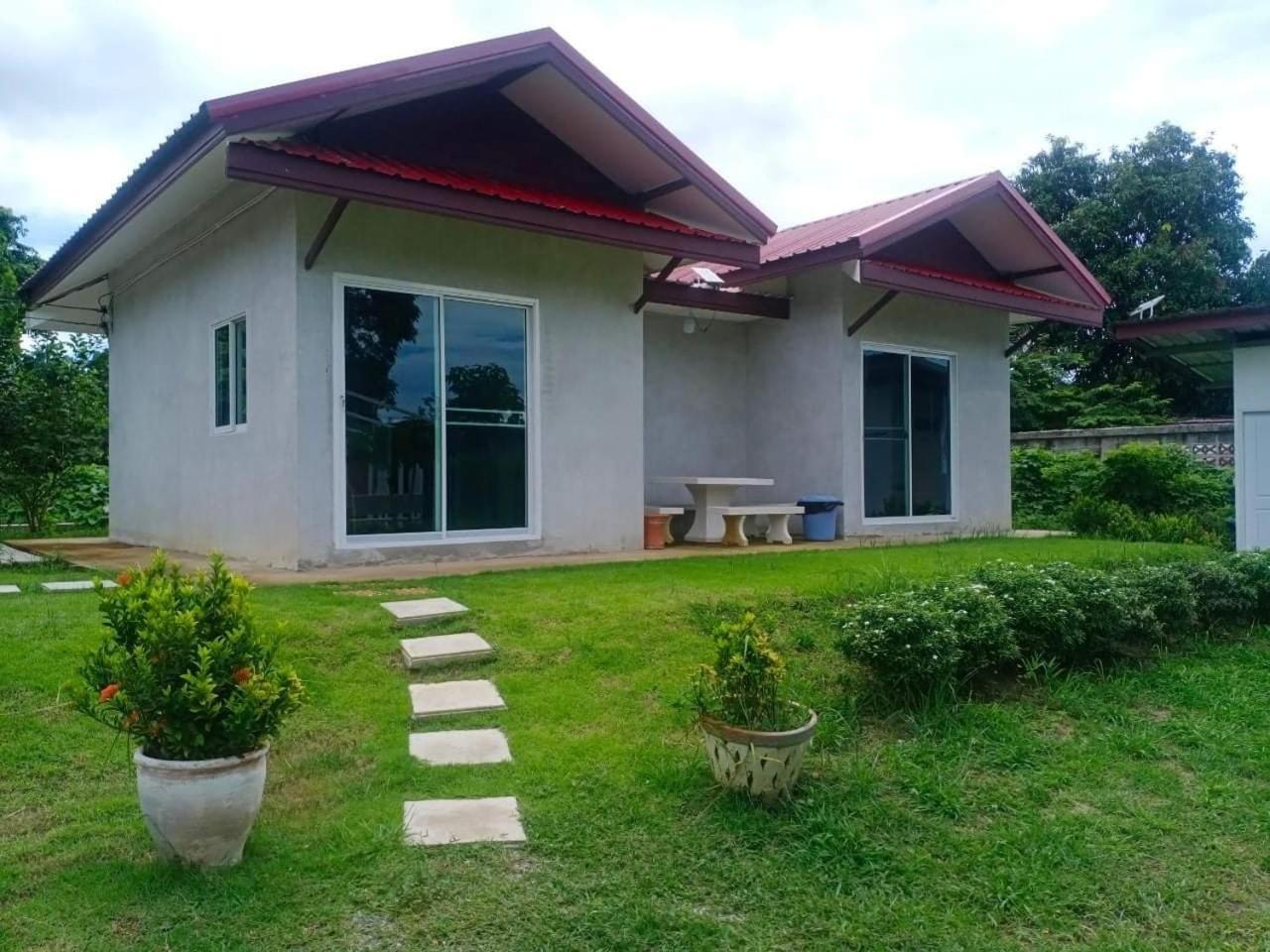 Baan Rabiangdao Uthaithani Uthai Thani Esterno foto